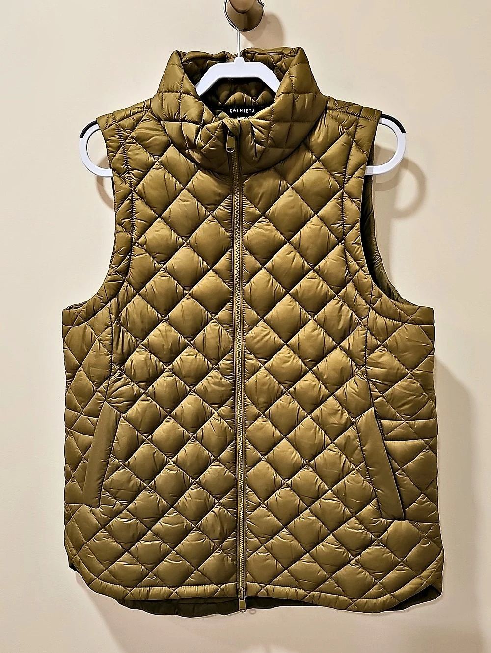 Athleta Whisper Featherless Puffer Vest; Green; Size XL; Excellent Condition